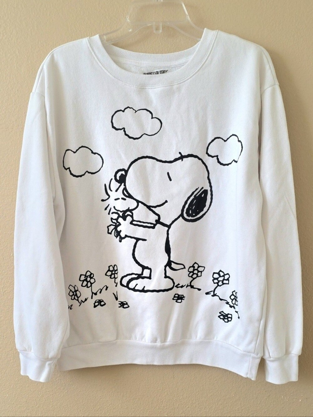 Peanuts Juniors White Snoopy Graphic Crewneck Sweatshirt - Size XL